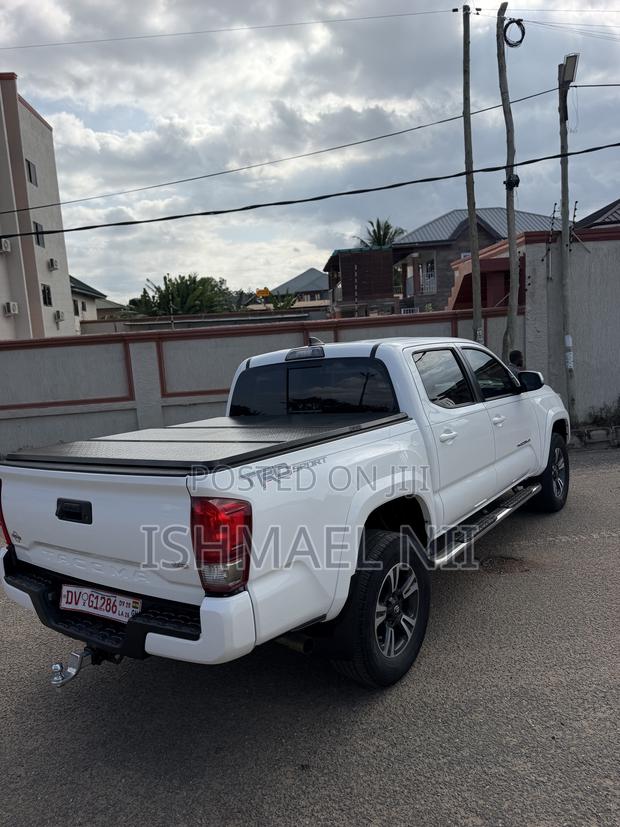 Toyota Tacoma TRD Sport 2017 White