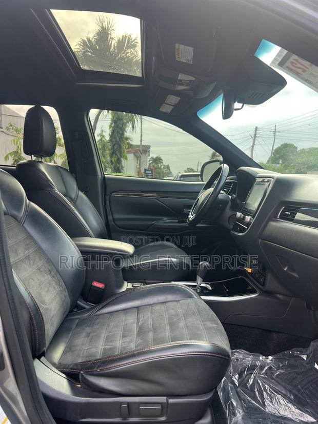 Mitsubishi Outlander SEL FWD 2020 Gray