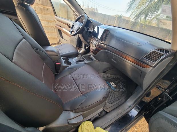 Hyundai Santa Fe SE 2012 Black
