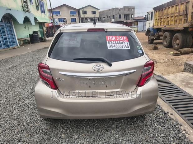 Toyota Vitz 1.3 AWD 3dr 2016 Gold
