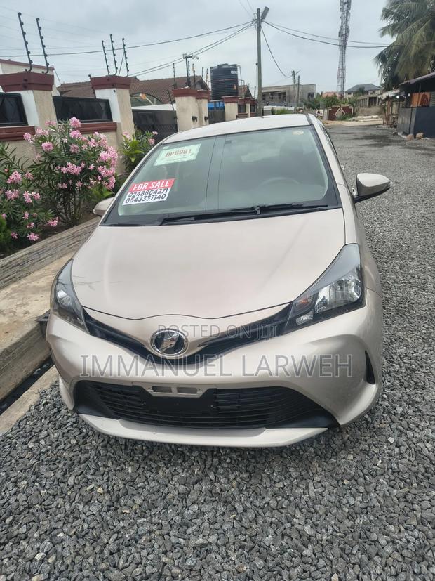 Toyota Vitz 1.3 AWD 3dr 2016 Gold