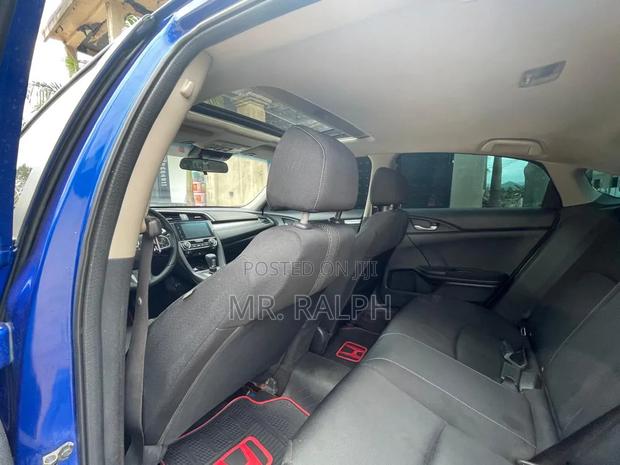 Honda Civic 2017 Blue