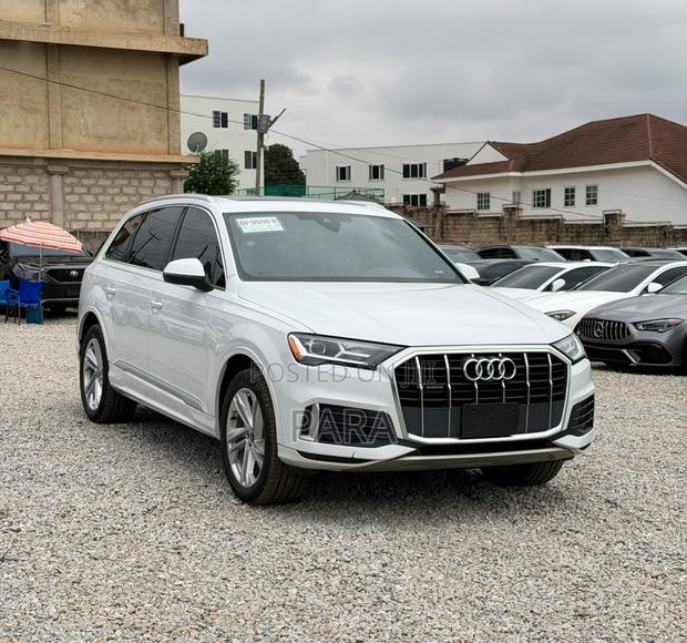 Audi Q7 2023 Black