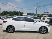 Hyundai Avante 2018 White for sale