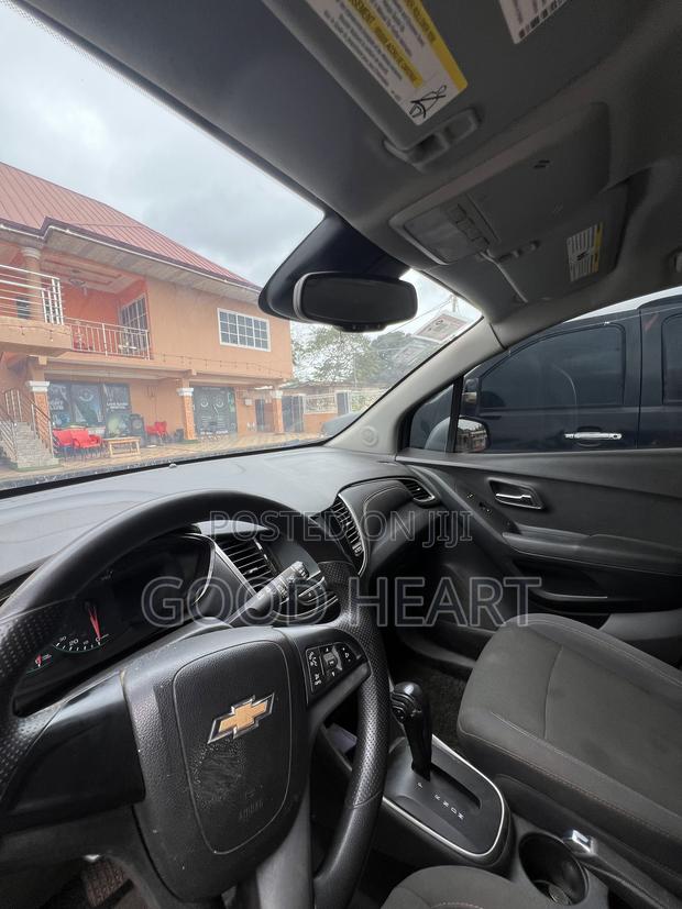 Chevrolet Trax 2017 Silver