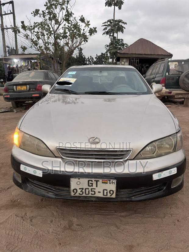 Lexus ES 300 2001 Silver