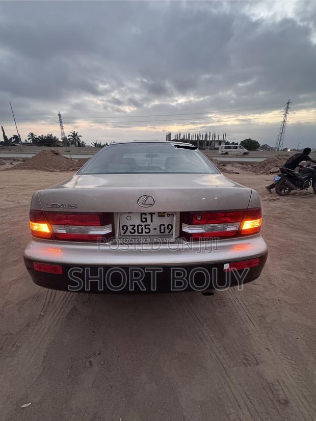 Lexus ES 300 2001 Silver