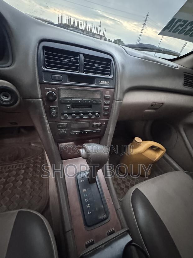Lexus ES 300 2001 Silver