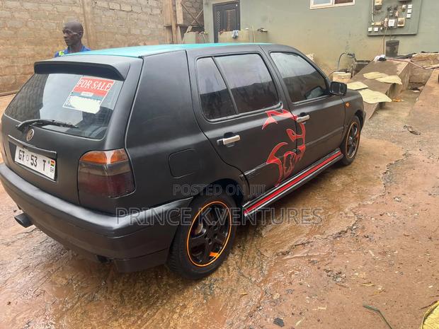 Volkswagen Golf 2000 Black