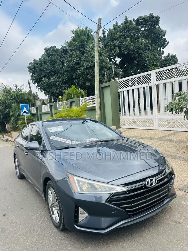 Hyundai Elantra SE 2020 Gray