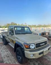 New Toyota Land Cruiser 2022 Gold for sale