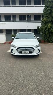 Hyundai Elantra 2017 White for sale