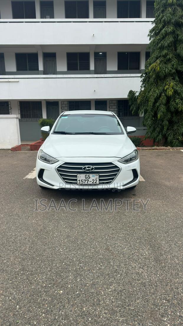 Hyundai Elantra 2017 White