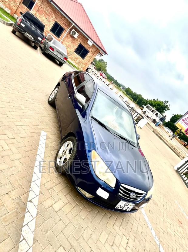 Hyundai Elantra 2010 Blue