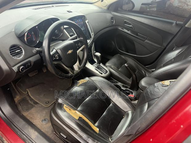 Chevrolet Cruze 2012 Red