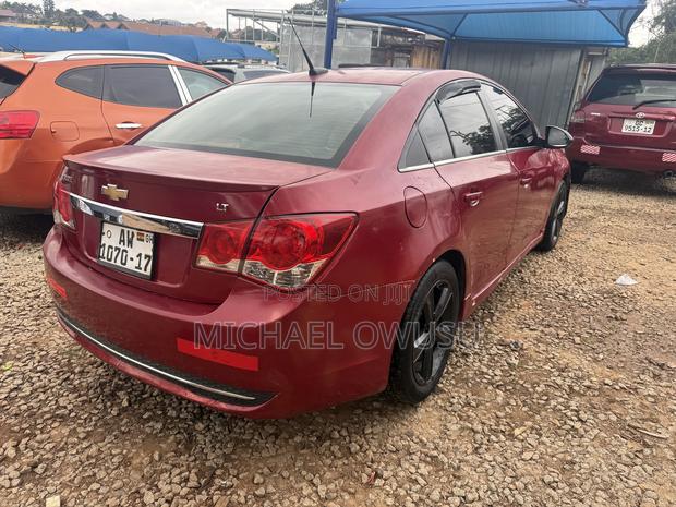 Chevrolet Cruze 2012 Red