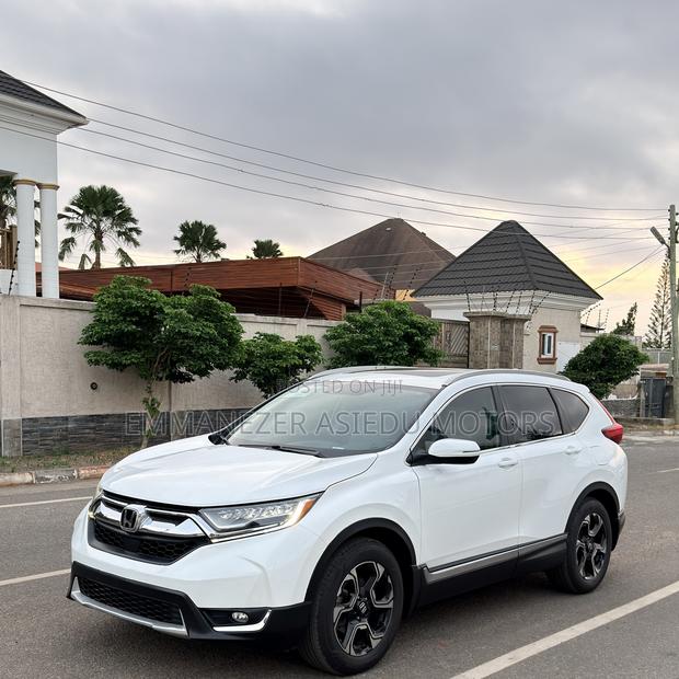 Honda CR-V Touring AWD 2018 White