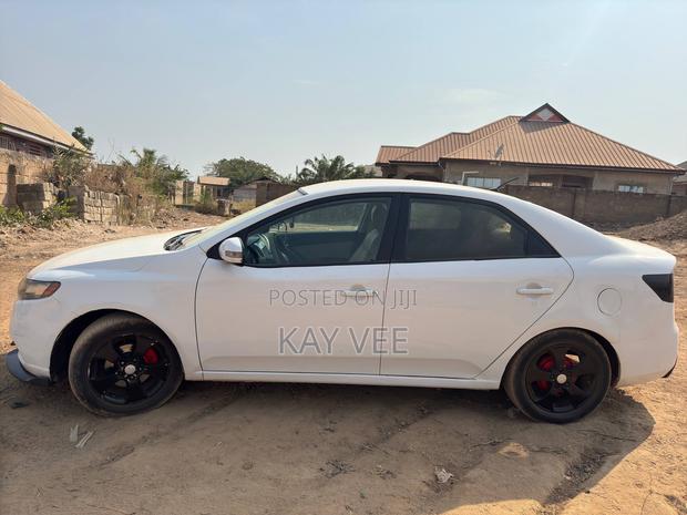 Kia Cerato 1.6 LX 2009 White
