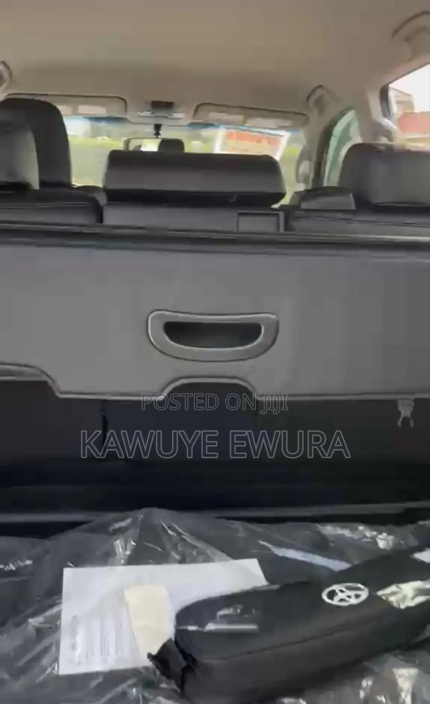 New Toyota Land Cruiser Prado 2022 Gray