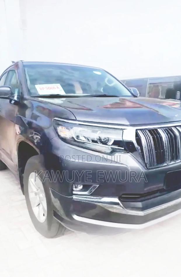 New Toyota Land Cruiser Prado 2022 Gray