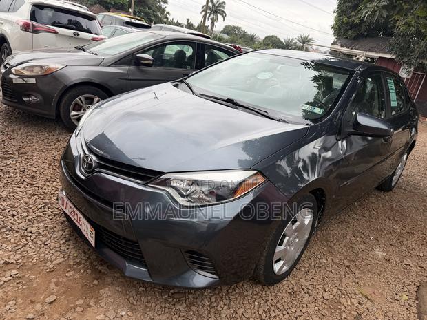 Toyota Corolla 2017 Gray
