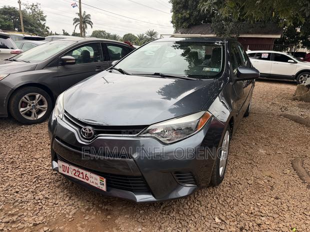 Toyota Corolla 2017 Gray