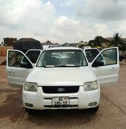 Ford Escape SE FWD 2019 White for sale