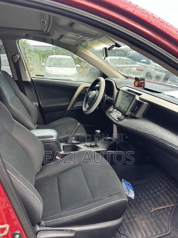 Toyota RAV4 2014 Red