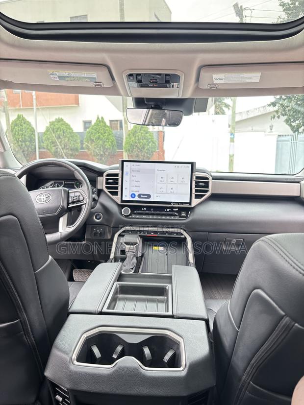 Toyota Tundra Limited CrewMax 5.5' Bed 2024 Silver