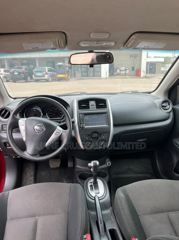 Nissan Versa 1.6 SV 2019 Burgundy