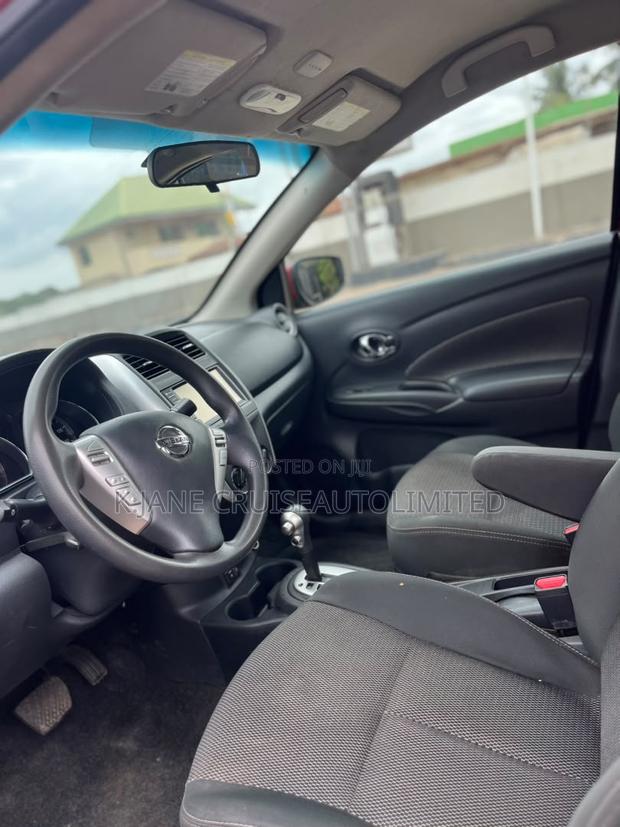 Nissan Versa 1.6 SV 2019 Burgundy