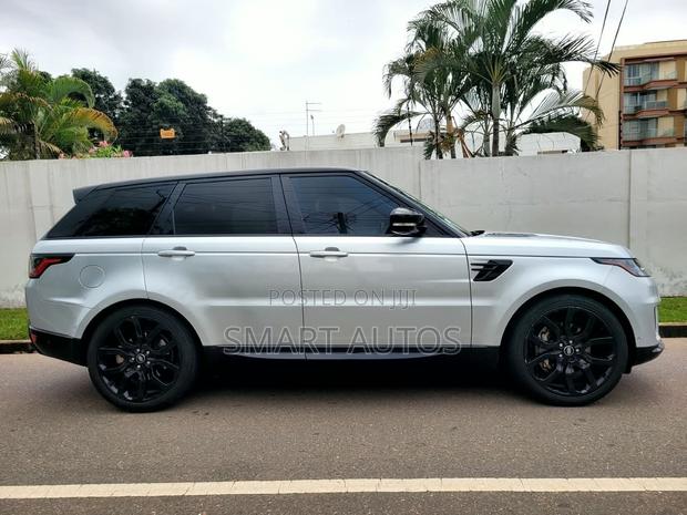 Land Rover Range Rover SWB 2021 Silver