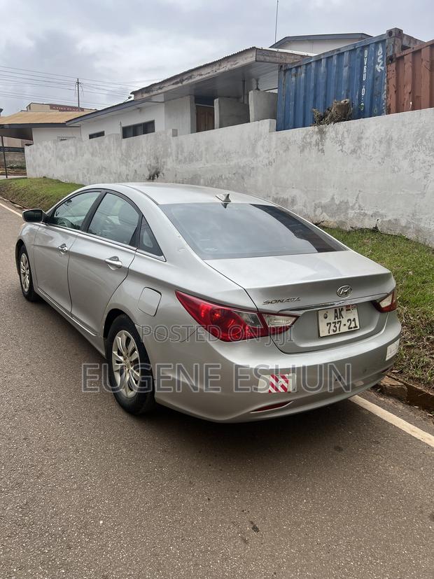 Hyundai Sonata 2012 Silver