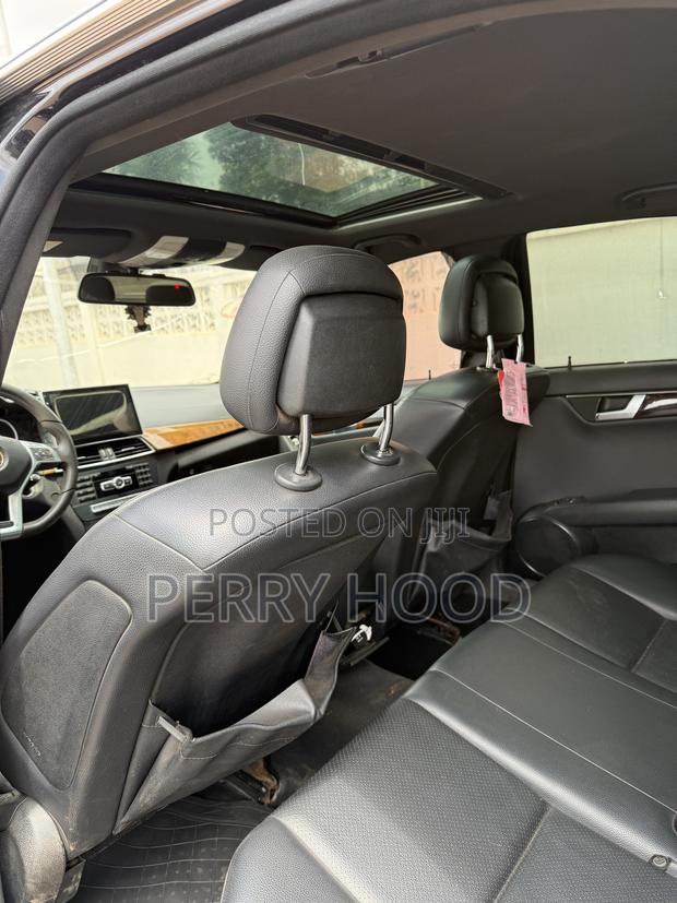 Mercedes-Benz C300 Luxury 4Matic Sedan AWD (3.0L 6cyl 7A) 2012 Black