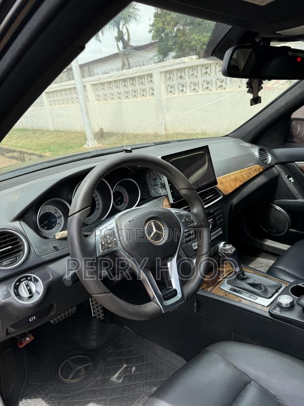 Mercedes-Benz C300 Luxury 4Matic Sedan AWD (3.0L 6cyl 7A) 2012 Black