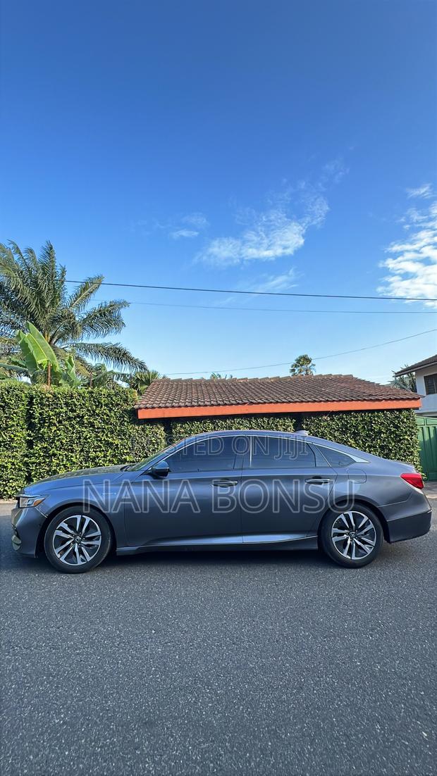 Honda Accord LX (1.5L 4cyl Turbo CVT) 2019 Gray