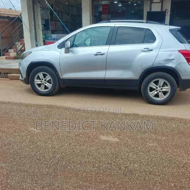 Chevrolet Trax 2018 Gray