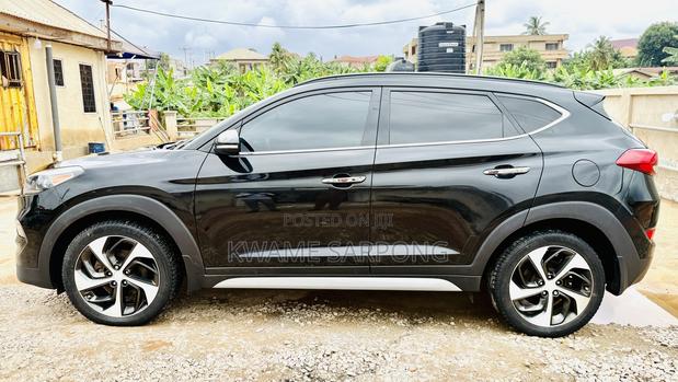Hyundai Tucson Limited AWD 2017 Black
