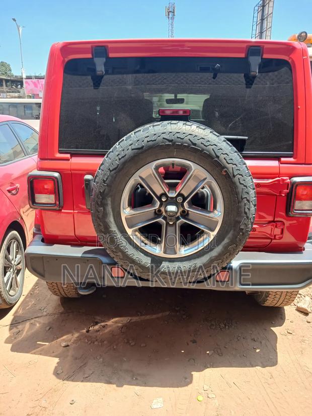 Jeep Wrangler 2023 Red