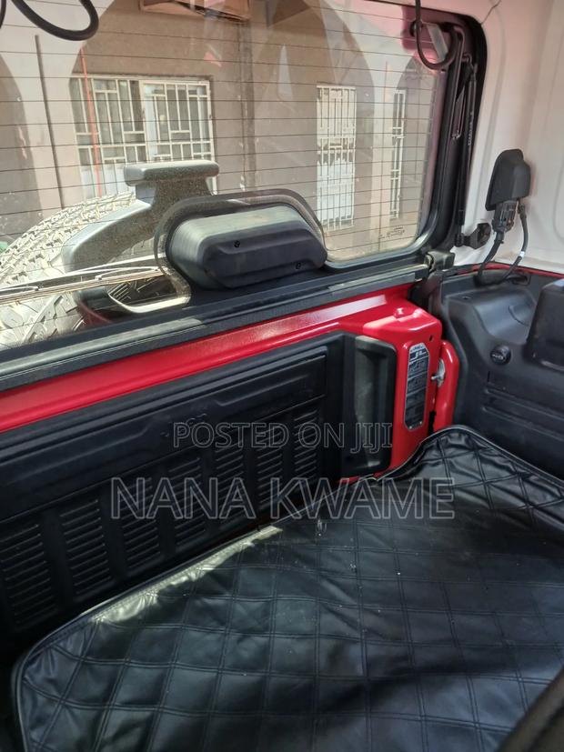Jeep Wrangler 2023 Red