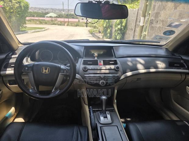 Honda Accord 2012 Black