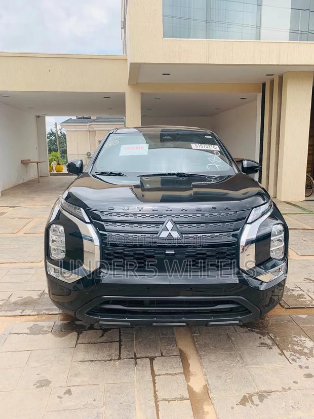 Mitsubishi Outlander SE Black Edition 2023 Black