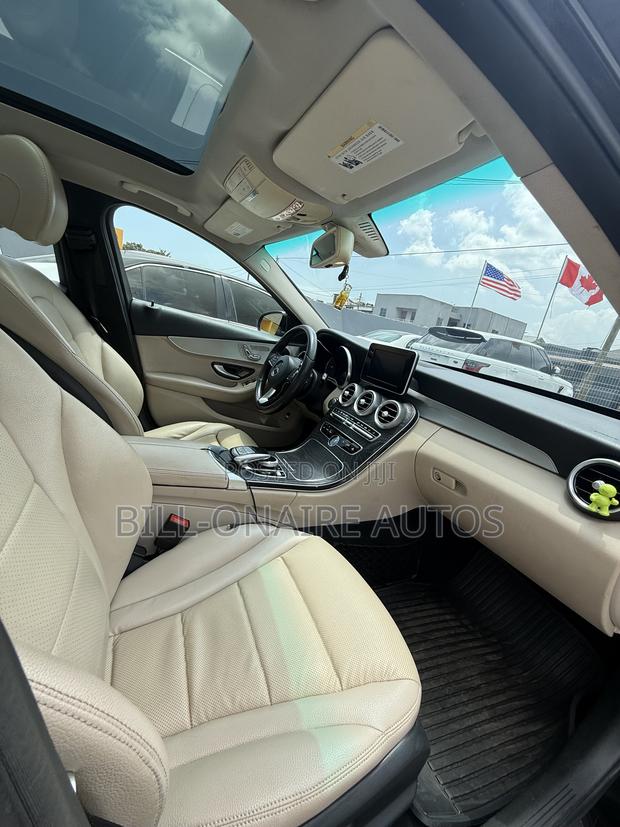 Mercedes-Benz C300 Luxury 4Matic Sedan AWD (2.0L 4cyl 7A) 2016 Black