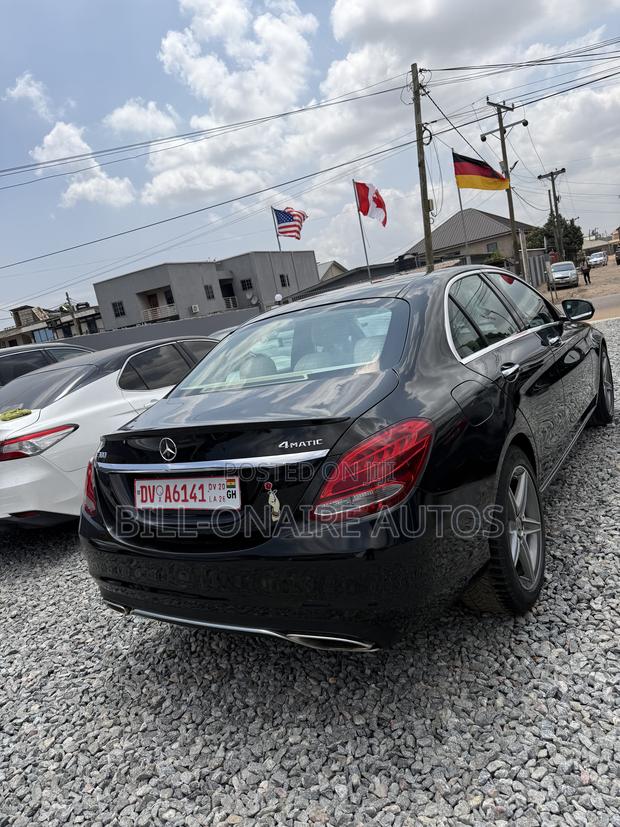 Mercedes-Benz C300 Luxury 4Matic Sedan AWD (2.0L 4cyl 7A) 2016 Black