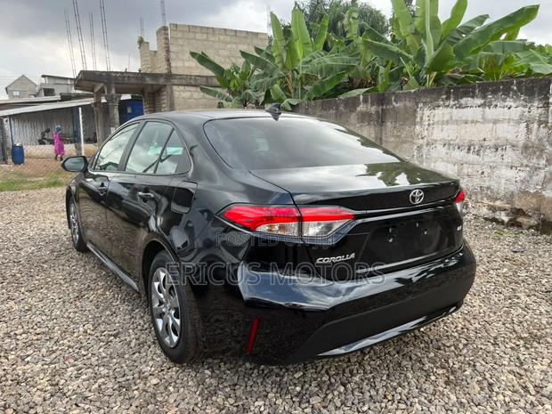 Toyota Corolla 2022 Black