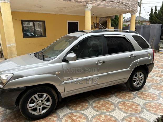 Kia Sportage 2005 Silver