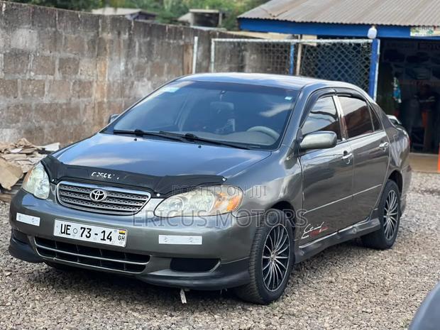Toyota Corolla 2005 Gray
