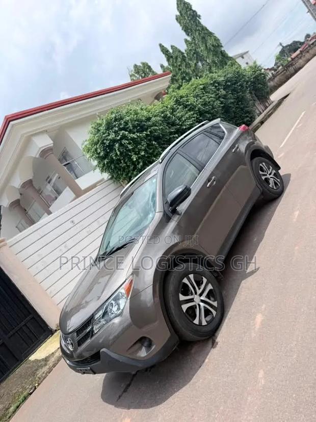 Toyota RAV4 LE 4dr SUV AWD (2.5L 4cyl 6A) 2015 Gray