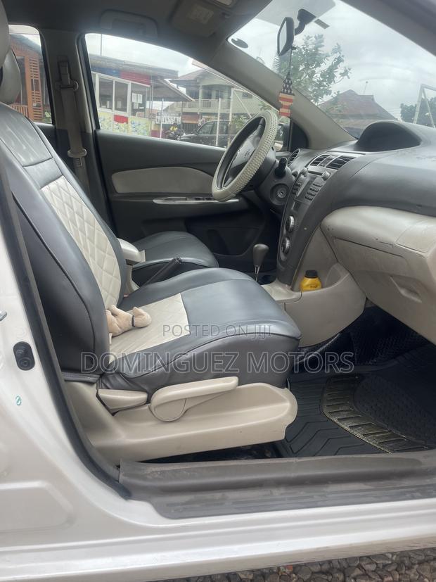 Toyota Belta 2010 White