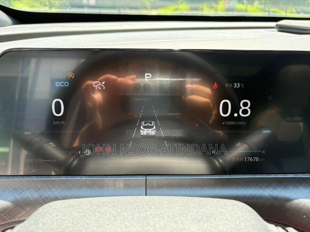 Changan UNI-T 1.5 FWD 2023 Silver